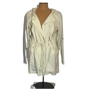 Love Tree light weight pale green jacket size small linen/viscose